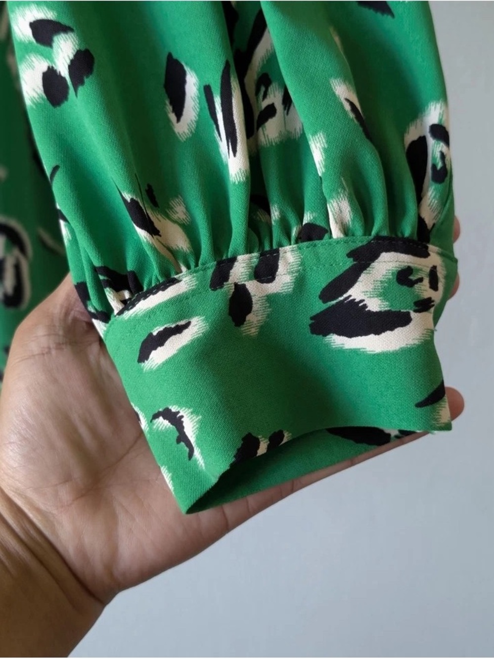 Investments Green Leopard-Print Button Down Shirt - Picture 5 of 11
